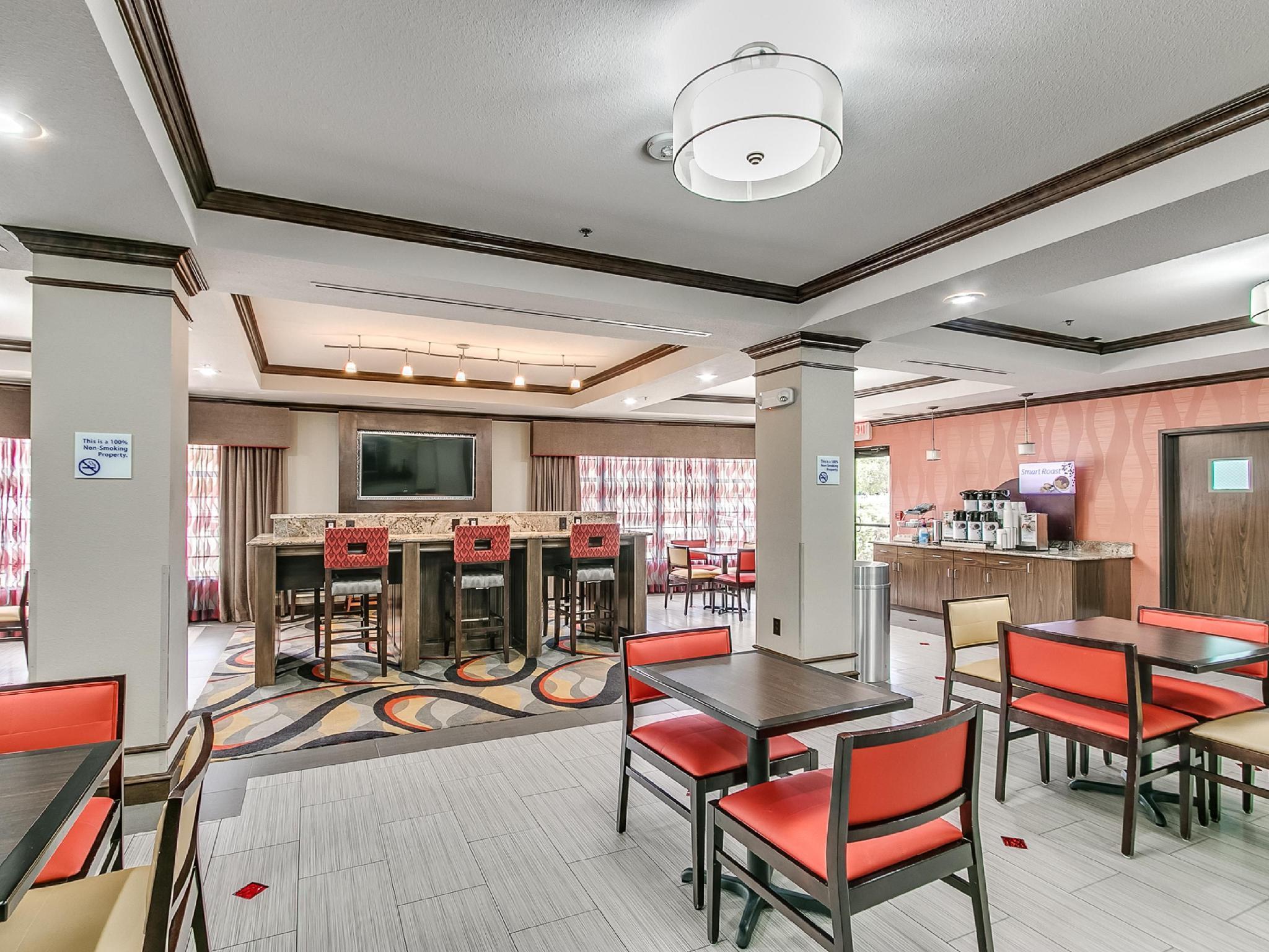 Holiday Inn Express And Suites Lubbock South By Ihg Εξωτερικό φωτογραφία
