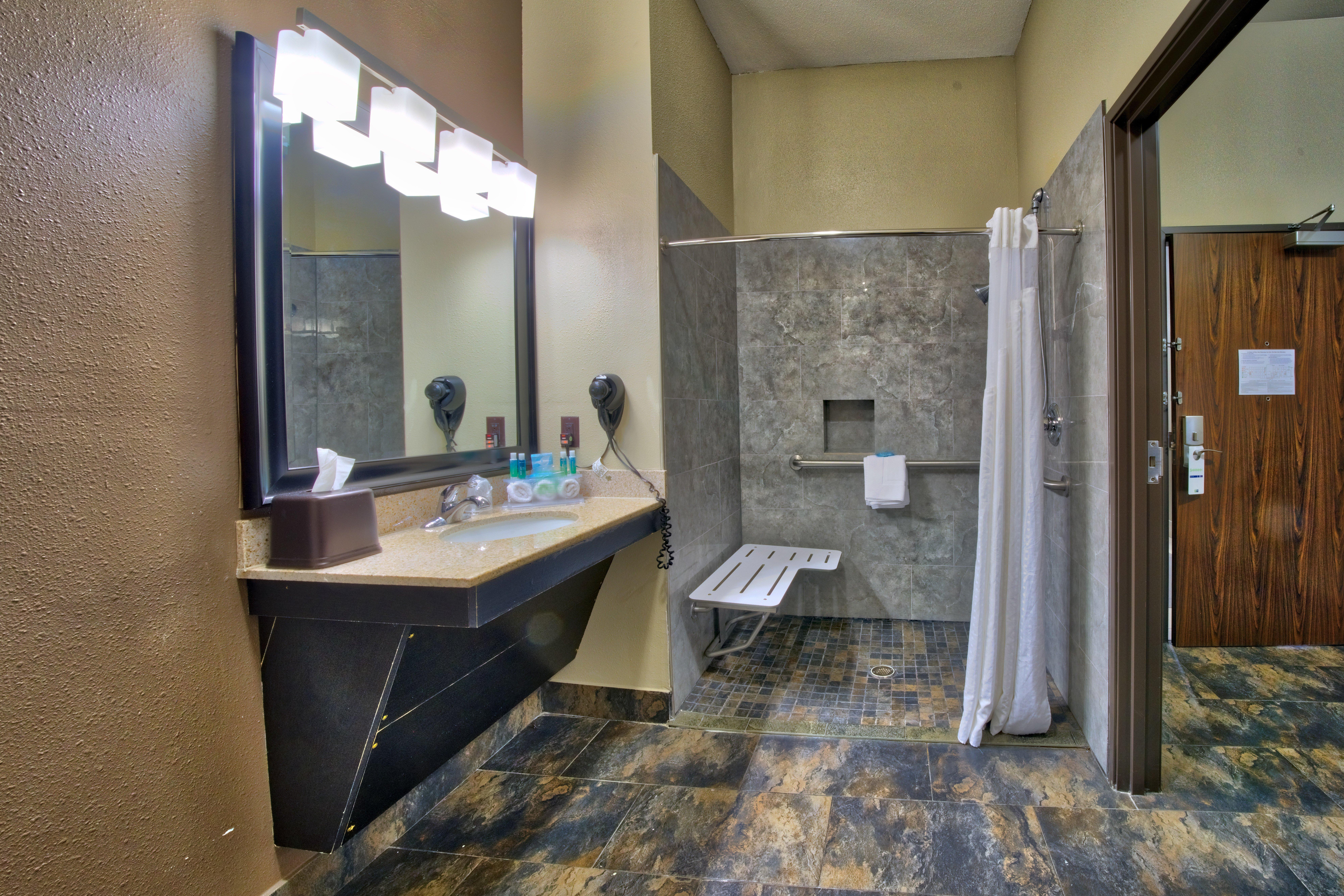 Holiday Inn Express And Suites Lubbock South By Ihg Εξωτερικό φωτογραφία