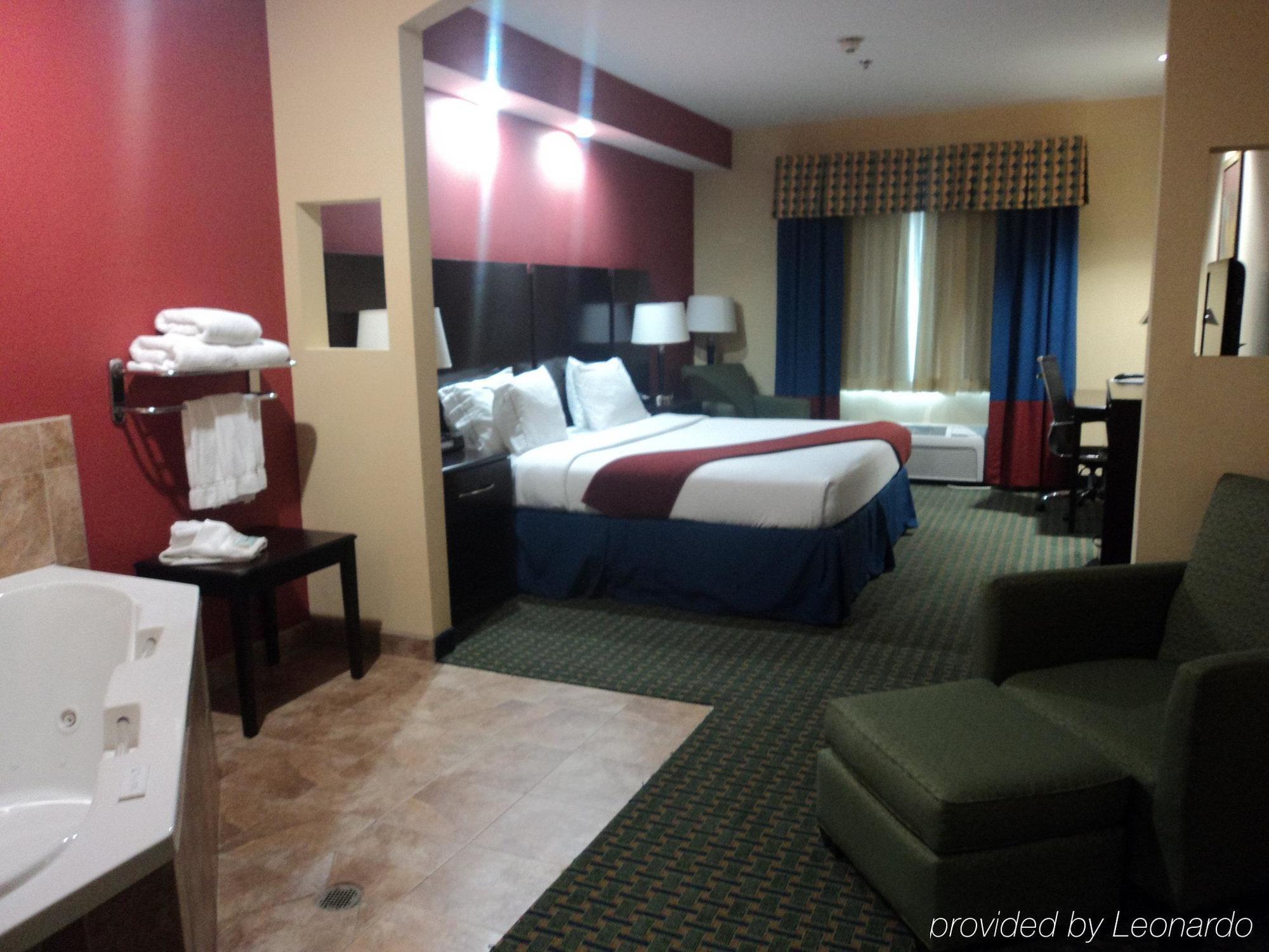 Holiday Inn Express And Suites Lubbock South By Ihg Εξωτερικό φωτογραφία