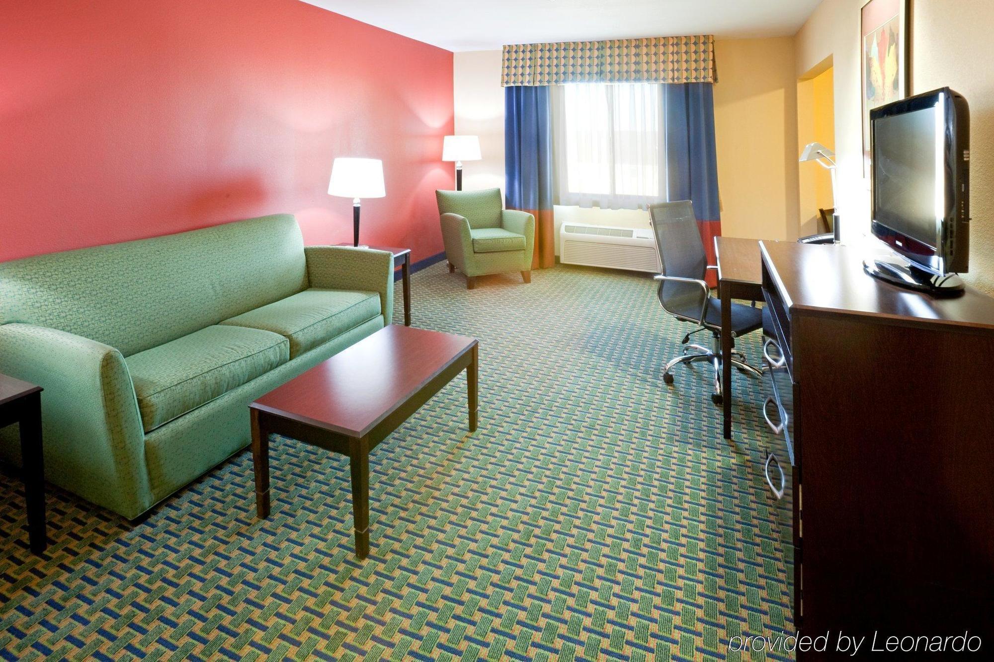 Holiday Inn Express And Suites Lubbock South By Ihg Εξωτερικό φωτογραφία