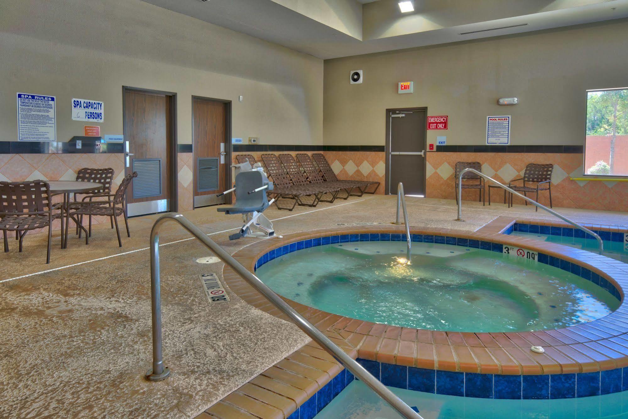 Holiday Inn Express And Suites Lubbock South By Ihg Εξωτερικό φωτογραφία